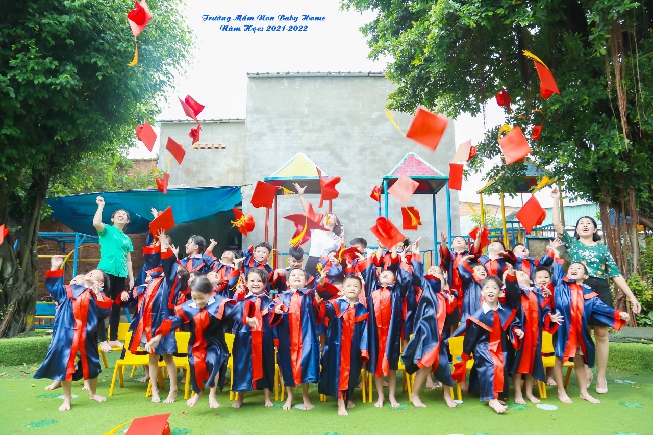 LE PHUC TOT NGHIEP VUNG TAU 